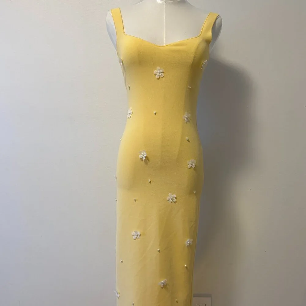 Zara midi dress, Zara floral dress, yellow midi dress, minimalist - Picture 1 of 6